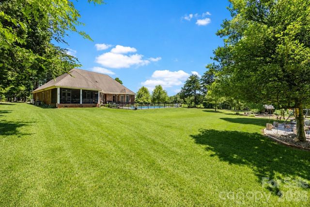 1347 Killian Road, Stanley, NC 28164
