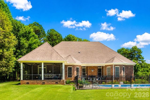 1347 Killian Road, Stanley, NC 28164