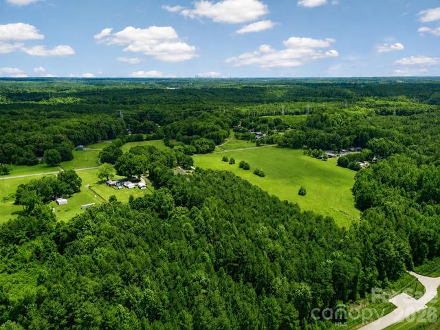 1347 Killian Road, Stanley, NC 28164