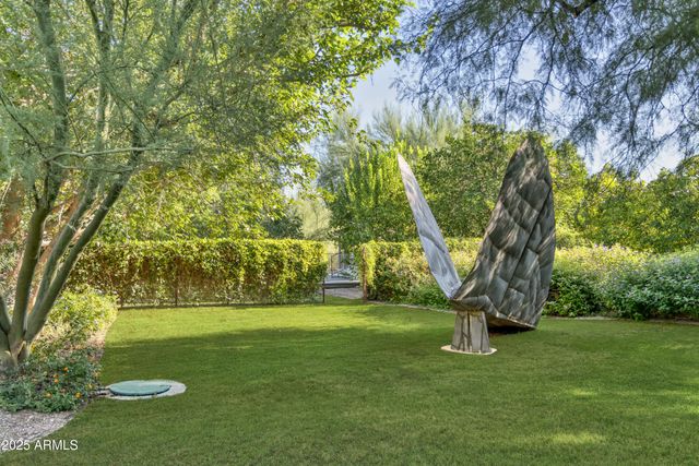 5747 E Mockingbird Lane, Paradise Valley, AZ 85253