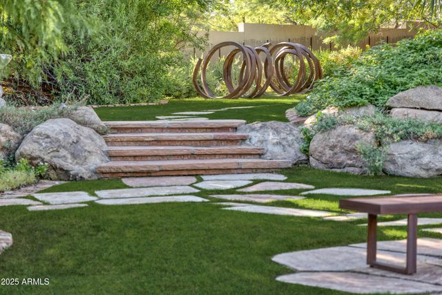 5747 E Mockingbird Lane, Paradise Valley, AZ 85253