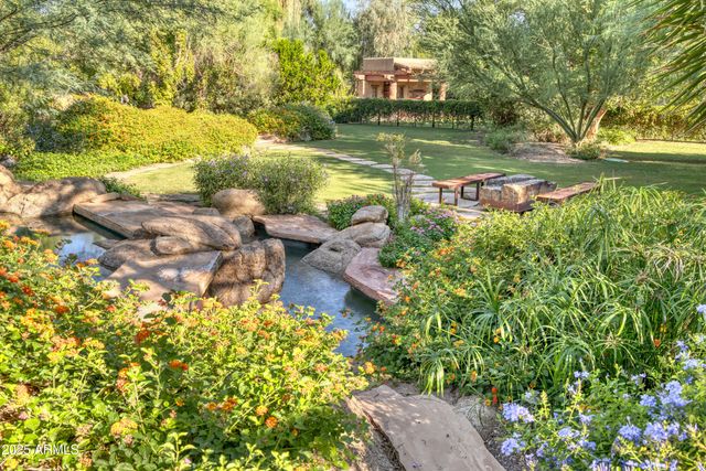 5747 E Mockingbird Lane, Paradise Valley, AZ 85253