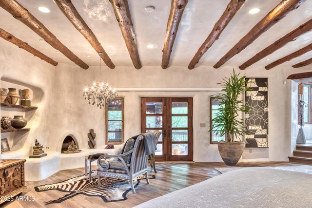 5747 E Mockingbird Lane, Paradise Valley, AZ 85253