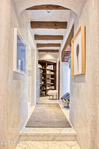 5747 E Mockingbird Lane, Paradise Valley, AZ 85253