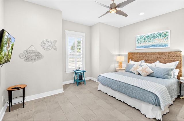 2821 S 11th St 102, Port Aransas, TX 78373