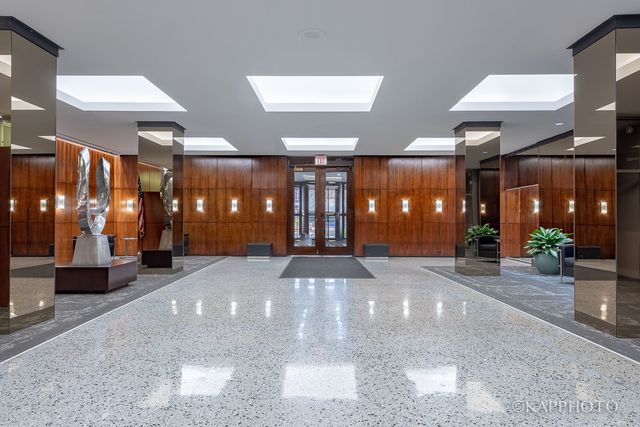 535 N Michigan Avenue 806, Chicago, IL 60611
