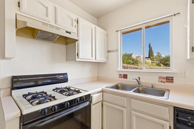 1508 PLAZA VERDE Drive, El Paso, TX 79912