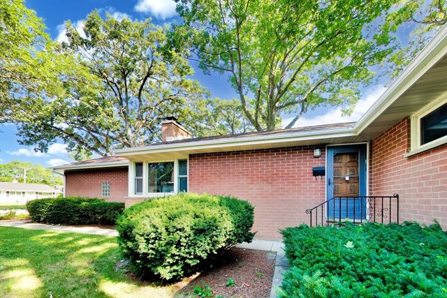 1619 Elizabeth Avenue, North Chicago, IL 60064