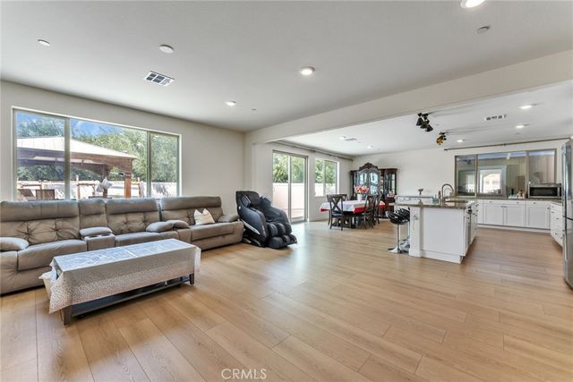 2675 Half Dome Ct, Jurupa Valley, CA 92509