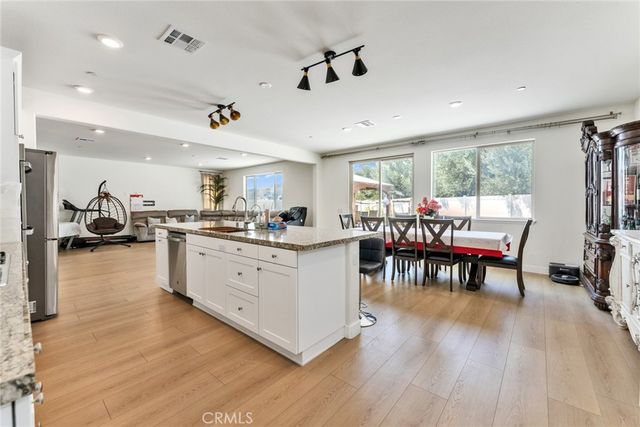 2675 Half Dome Ct, Jurupa Valley, CA 92509