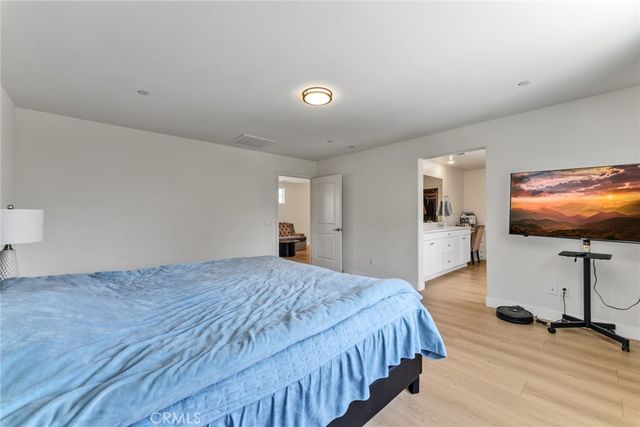 2675 Half Dome Ct, Jurupa Valley, CA 92509