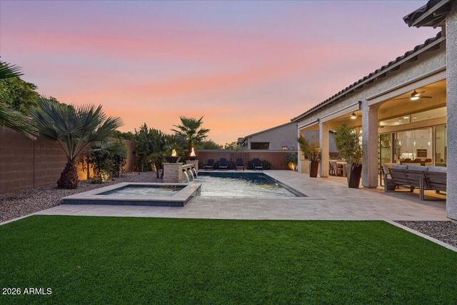 871 E PEACH TREE Place, Chandler, AZ 85249