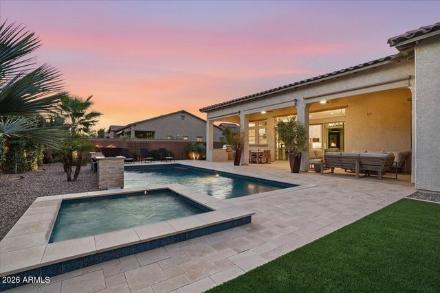 871 E PEACH TREE Place, Chandler, AZ 85249