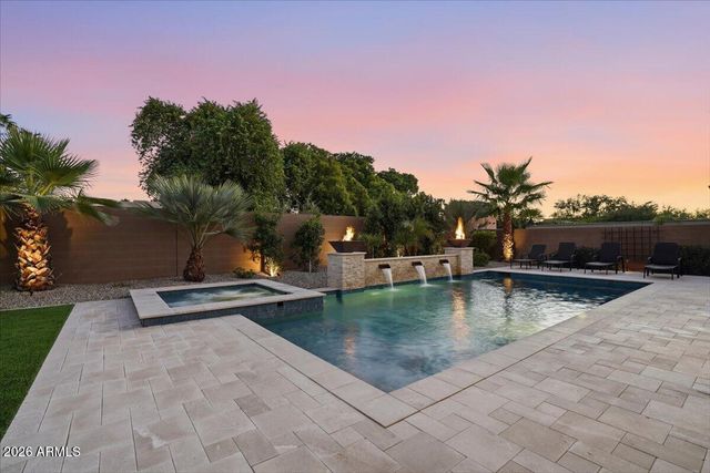 871 E PEACH TREE Place, Chandler, AZ 85249