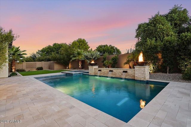 871 E PEACH TREE Place, Chandler, AZ 85249