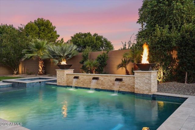 871 E PEACH TREE Place, Chandler, AZ 85249