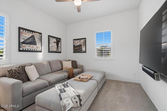 871 E PEACH TREE Place, Chandler, AZ 85249