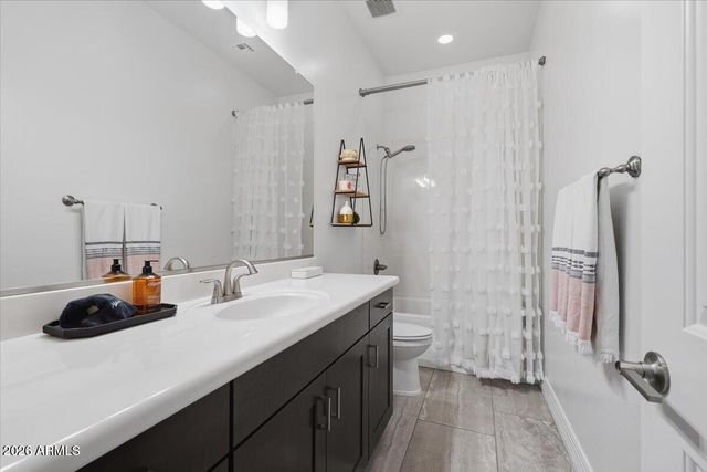 871 E PEACH TREE Place, Chandler, AZ 85249