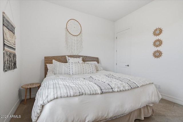 871 E PEACH TREE Place, Chandler, AZ 85249