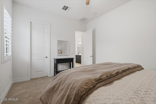 871 E PEACH TREE Place, Chandler, AZ 85249