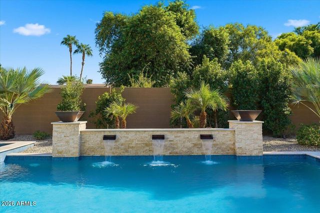 871 E PEACH TREE Place, Chandler, AZ 85249