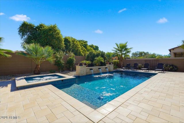 871 E PEACH TREE Place, Chandler, AZ 85249