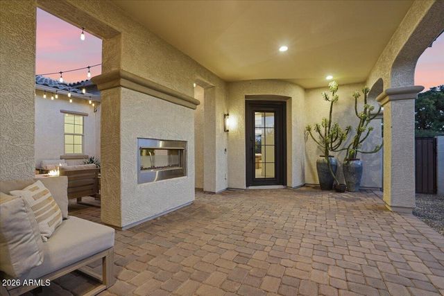 871 E PEACH TREE Place, Chandler, AZ 85249