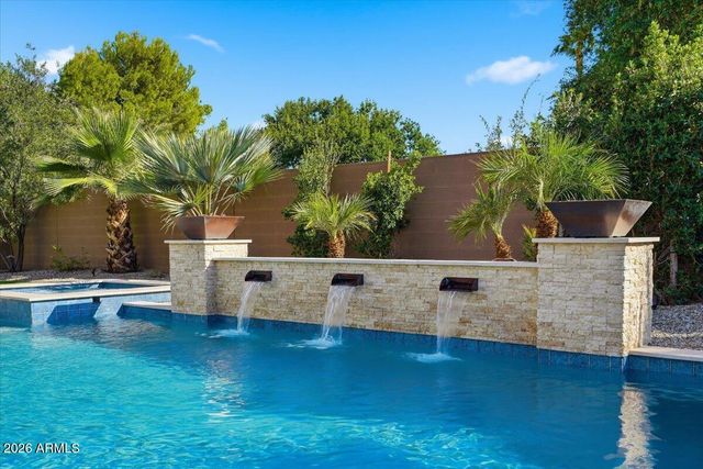 871 E PEACH TREE Place, Chandler, AZ 85249