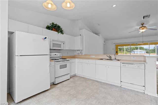 2812 Beth AVE N, Lehigh Acres, FL 33971