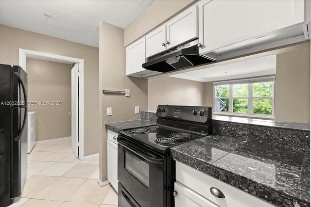 2303 N Congress Ave 27, Boynton Beach, FL 33426