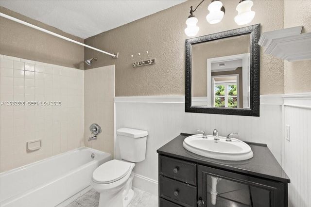 2303 N Congress Ave 27, Boynton Beach, FL 33426