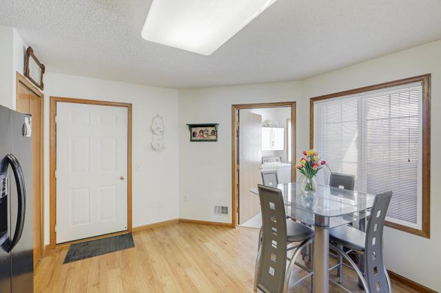 14687 Europa Way, Apple Valley, MN 55124