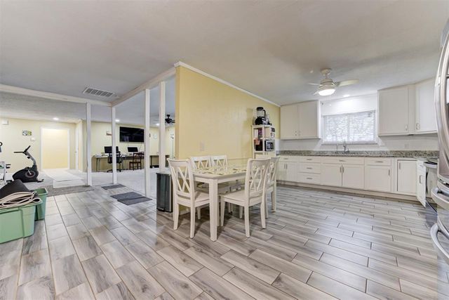 13425 Chaparral Road, Norman, OK 73026