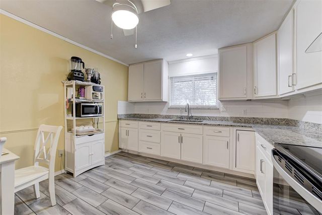 13425 Chaparral Road, Norman, OK 73026