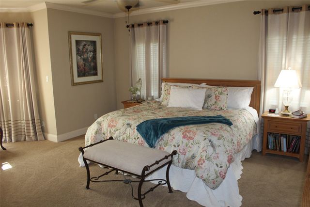 111 Trailwood Road, Enchanted Oaks, TX 75156