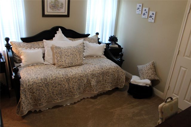 111 Trailwood Road, Enchanted Oaks, TX 75156