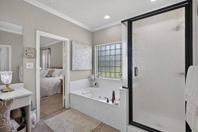 111 Trailwood Road, Enchanted Oaks, TX 75156