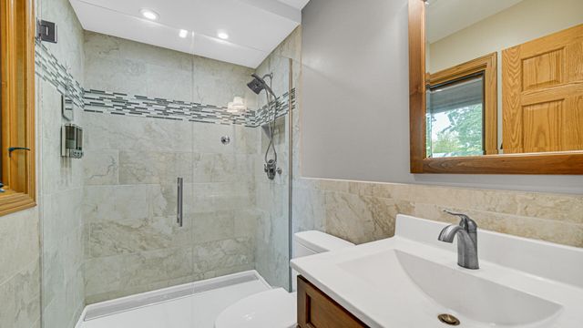 13670 W 90th Avenue, St. John, IN 46373