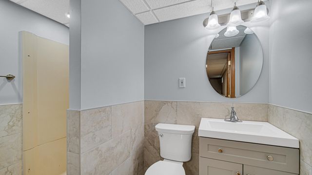 13670 W 90th Avenue, St. John, IN 46373