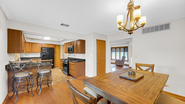 13670 W 90th Avenue, St. John, IN 46373