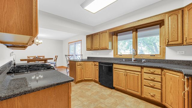 13670 W 90th Avenue, St. John, IN 46373