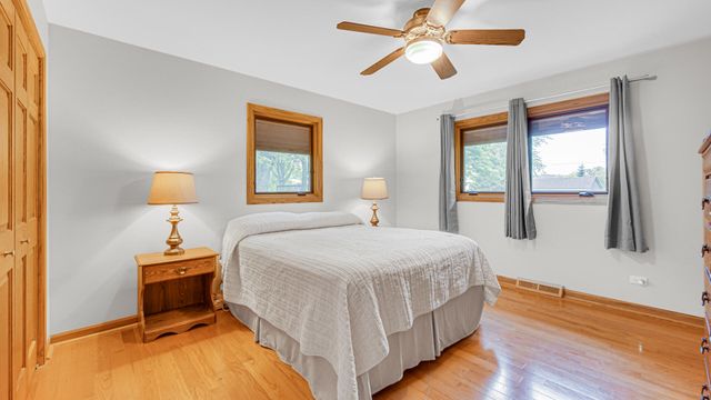 13670 W 90th Avenue, St. John, IN 46373