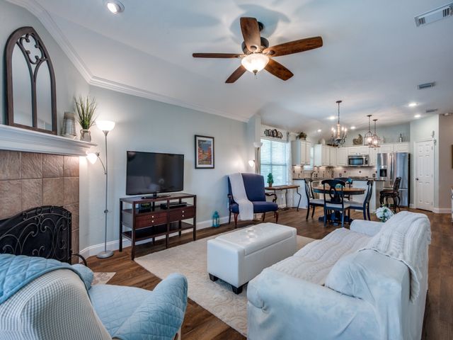 4113 Slick Rock, Fort Worth, TX 76040