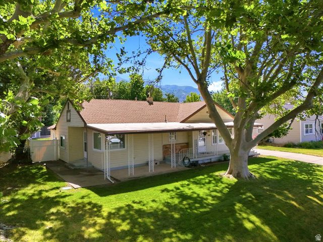 446 N 100 E, Kaysville, UT 84037
