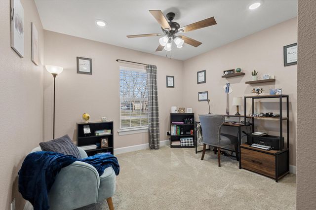 110 E Houston Street, Leonard, TX 75452