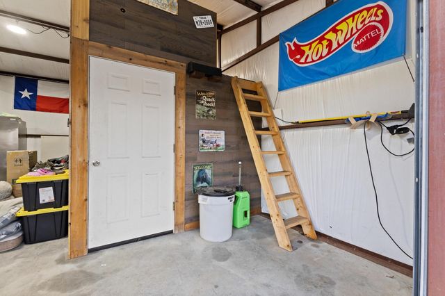 110 E Houston Street, Leonard, TX 75452