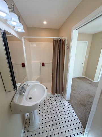 637 Naples St, Corpus Christi, TX 78404