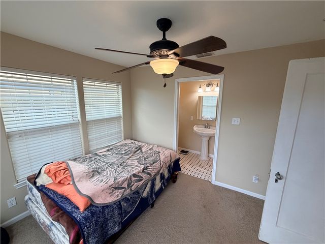 637 Naples St, Corpus Christi, TX 78404