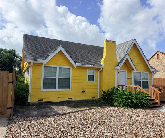637 Naples St, Corpus Christi, TX 78404