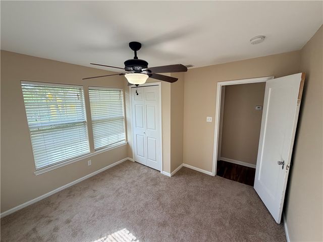637 Naples St, Corpus Christi, TX 78404
